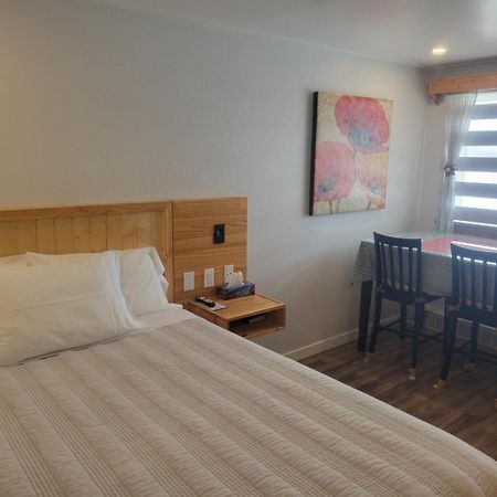 Quest Motel Whitewood ภายนอก รูปภาพ