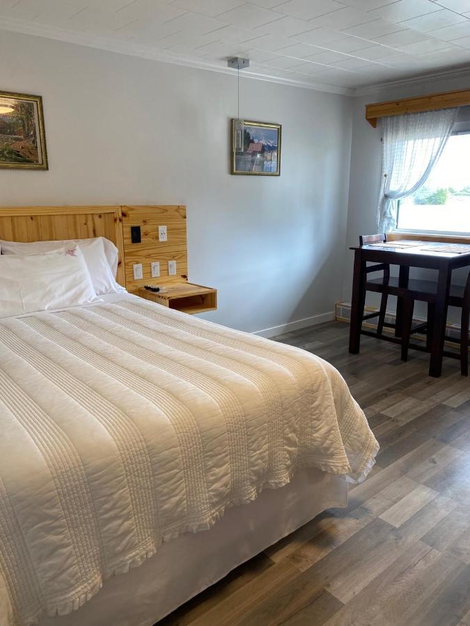 Quest Motel Whitewood ภายนอก รูปภาพ