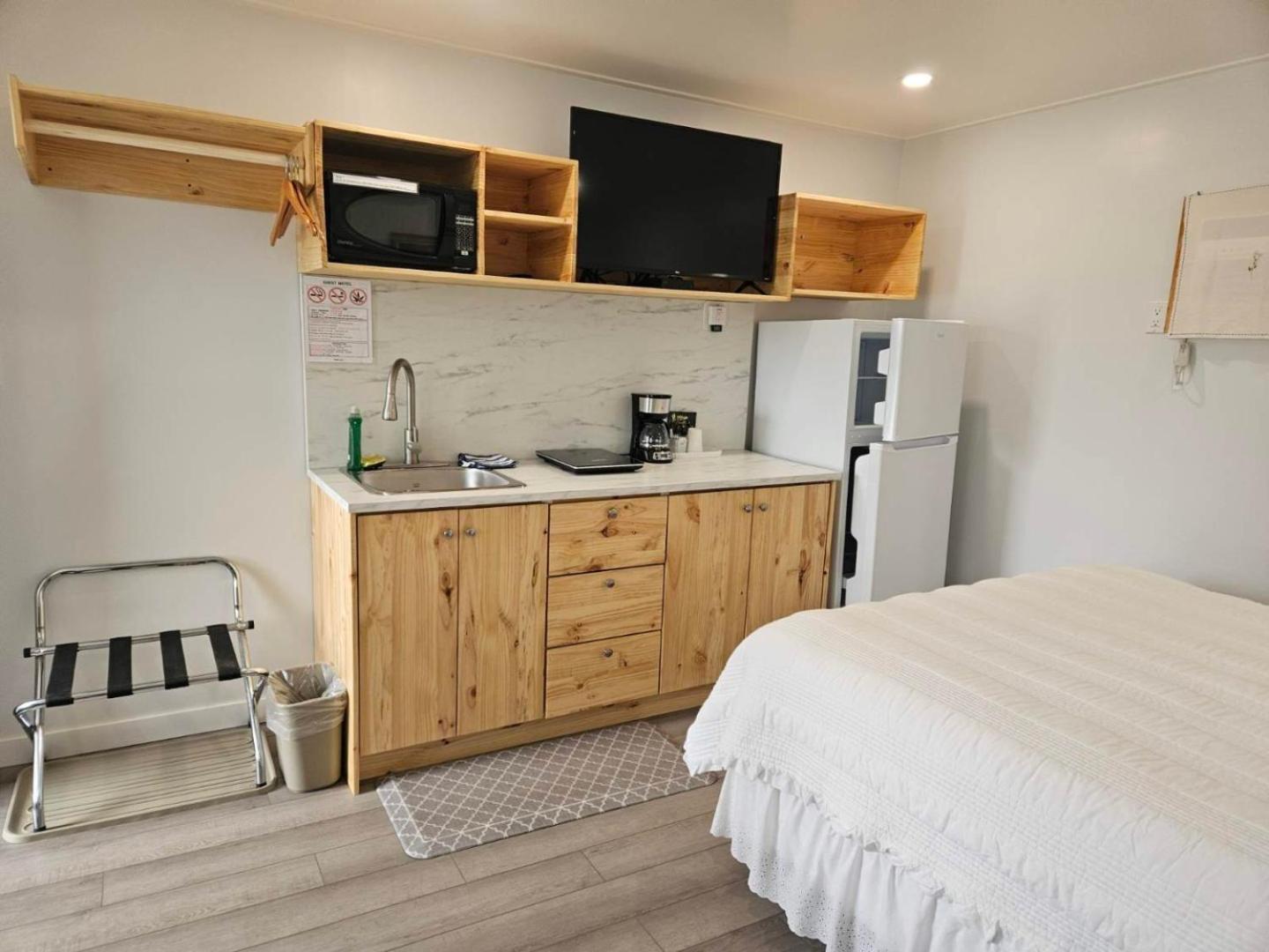 Quest Motel Whitewood ภายนอก รูปภาพ