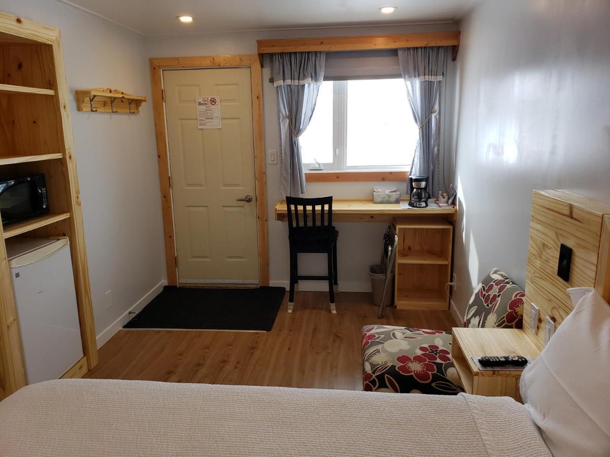 Quest Motel Whitewood ภายนอก รูปภาพ
