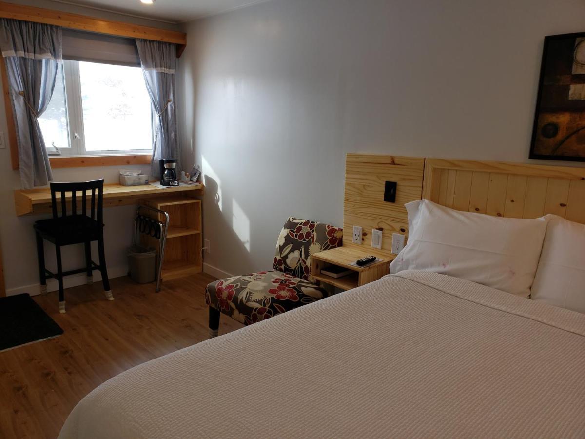 Quest Motel Whitewood ภายนอก รูปภาพ